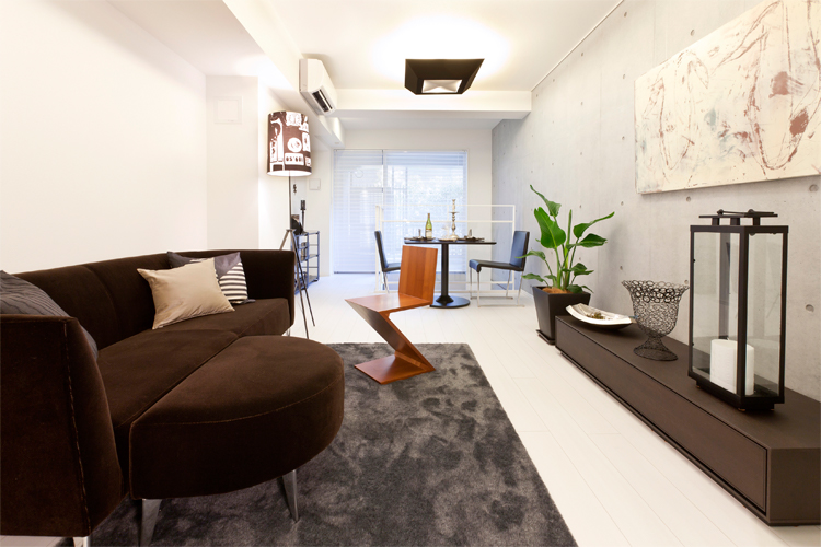 印象的な部屋 高級家具リースレンタル インテリアコーディネートのメイズ