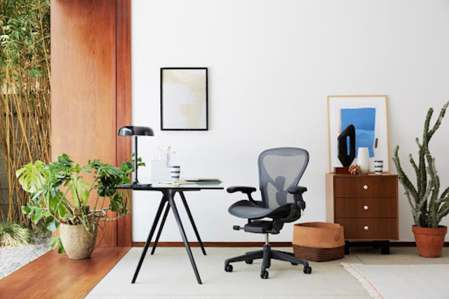 Aeron Chair Remastered（アーロンチェアリマスタード）｜HermanMiller（ハーマンミラー）