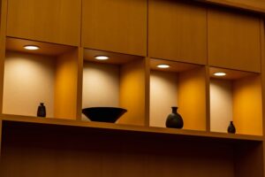 魅力的な和モダンキッチンを作るポイントとは？色や素材の選び方も解説 イメージ