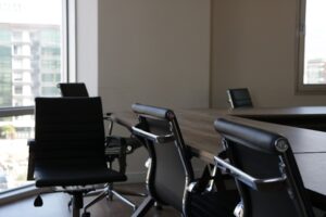 会議の質を高める会議室用椅子の選び方を解説！おすすめ椅子5選も紹介 イメージ